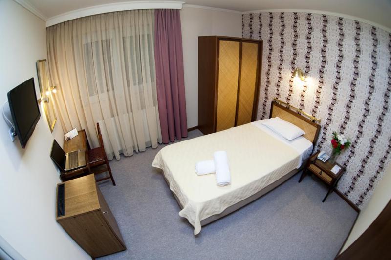קומוטיני Olympos Hotel מראה חיצוני תמונה