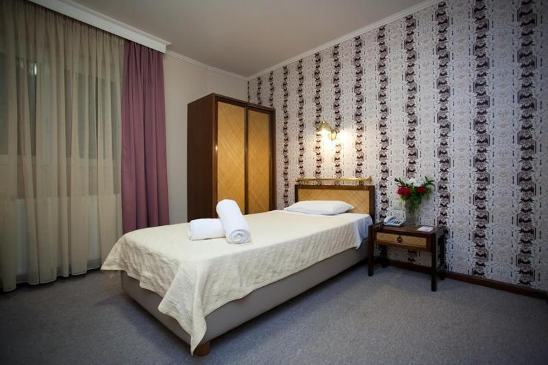 קומוטיני Olympos Hotel מראה חיצוני תמונה